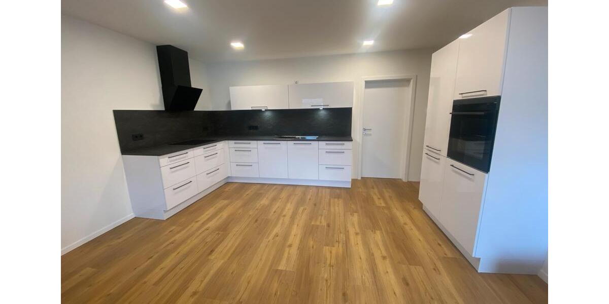 Etagenwohnung Bad Kissingen - 3 Zimmer, 88 m&sup2;, 1.100&euro; | Angebot:25173827