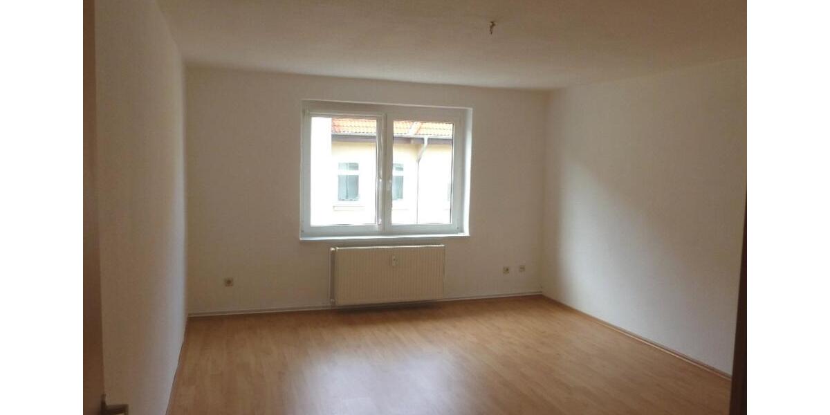 Etagenwohnung Wolmirstedt - 3 Zimmer, 83 m&sup2;, 619&euro; | Angebot:25805880
