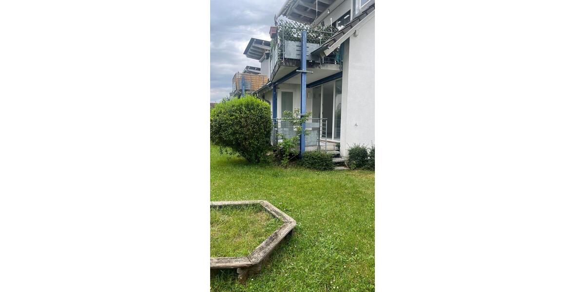 Erdgeschoßwohnung Singen (Hohentwiel) - 3.5 Zimmer, 72 m&sup2;, 1.500&euro; | Angebot:26023538