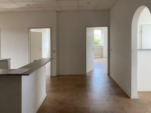 Gewerbeobjekt Regensburg Konradsiedlung - 2.104&euro; | Angebot:25984280