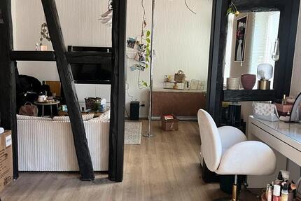 Wohnung Mainz Gonsenheim - 1 Zimmer, 110 m&sup2;, 700&euro; | Angebot:25396436