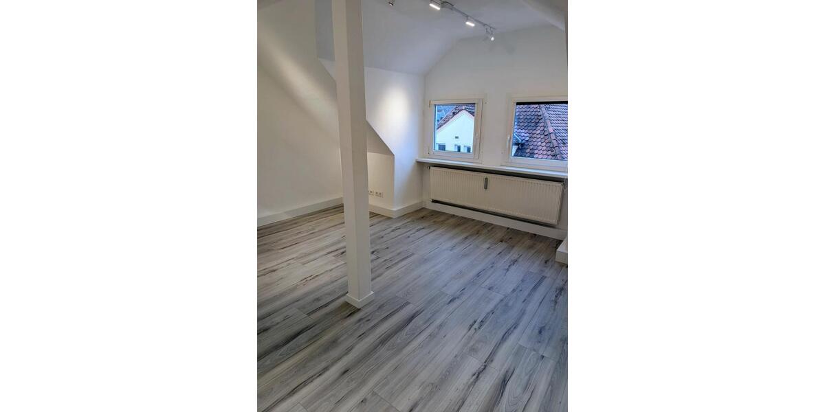 Dachgeschoßwohnung Coburg - 4.5 Zimmer, 96 m&sup2;, 940&euro; | Angebot:24841216