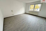 Etagenwohnung Glauchau - 2 Zimmer, 79 m&sup2;, 395&euro; | Angebot:25688144