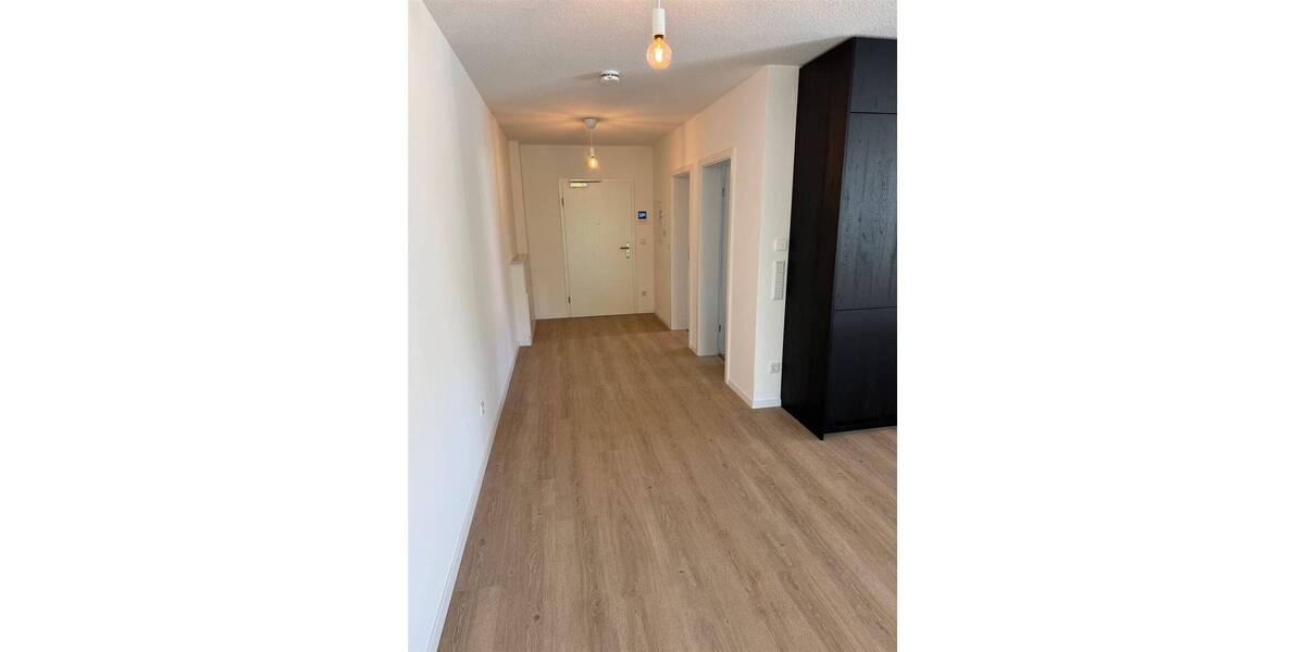Etagenwohnung Lauf - 4 Zimmer, 124 m&sup2;, 2.100&euro; | Angebot:25998806