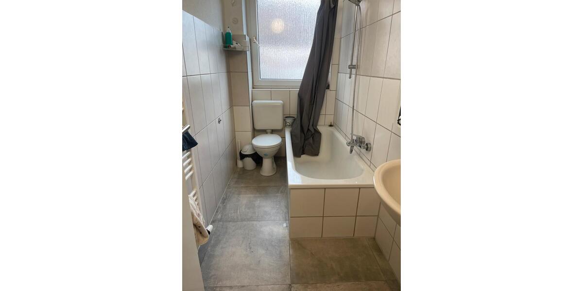 Wohnen auf Zeit Krefeld - 15 Zimmer, 1 m&sup2;, 380&euro; | Angebot:24743878