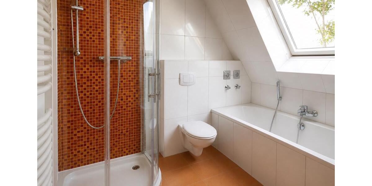 Etagenwohnung Sellin - 2 Zimmer, 84 m&sup2;, 1.176&euro; | Angebot:26589382