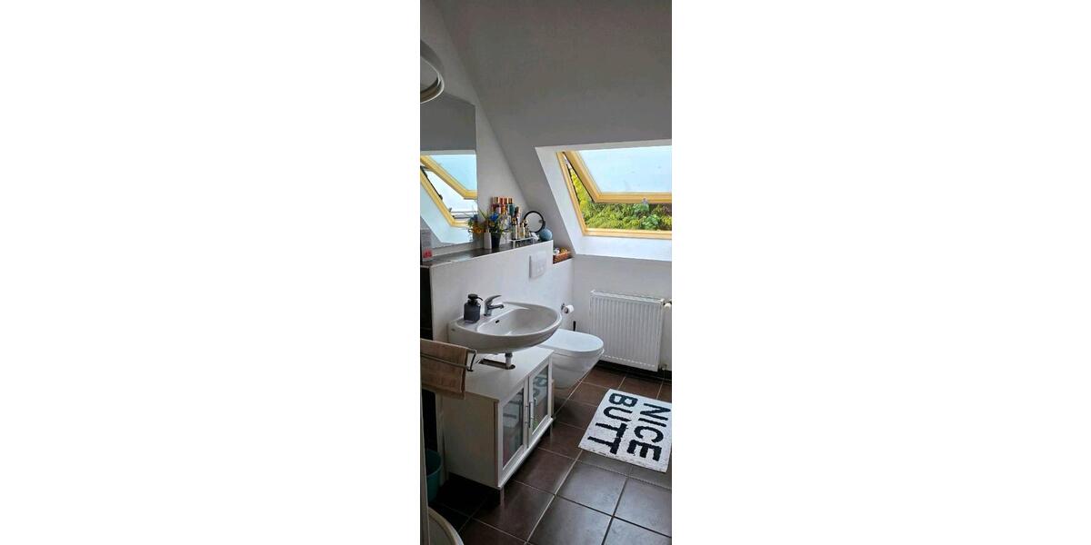 Dachgeschoßwohnung Bad Zwesten - 2.5 Zimmer, 65 m&sup2;, 360&euro; | Angebot:26479843