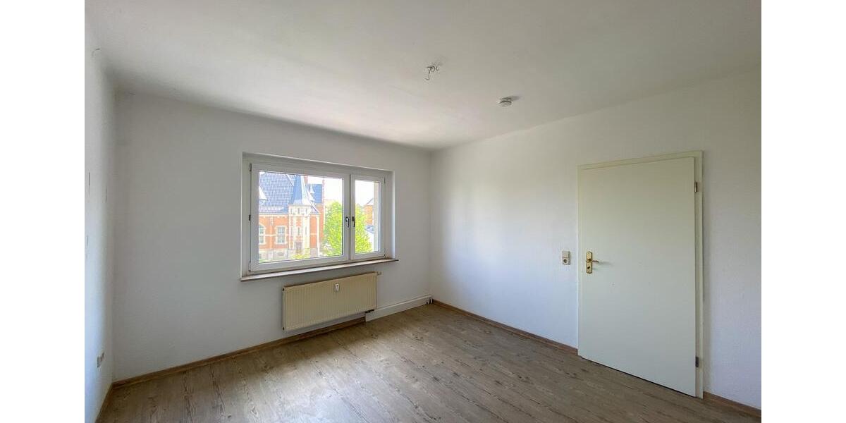 Etagenwohnung Naumburg (Saale) - 4 Zimmer, 82 m&sup2;, 533&euro; | Angebot:17822265