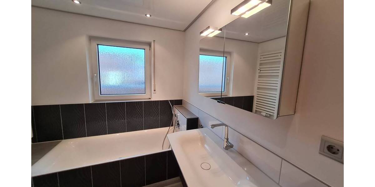 Schöne 4-Zimmerwohnung mit Balkon in traumhafter Lage in HN-Sontheim zu vermieten 4 zimmer