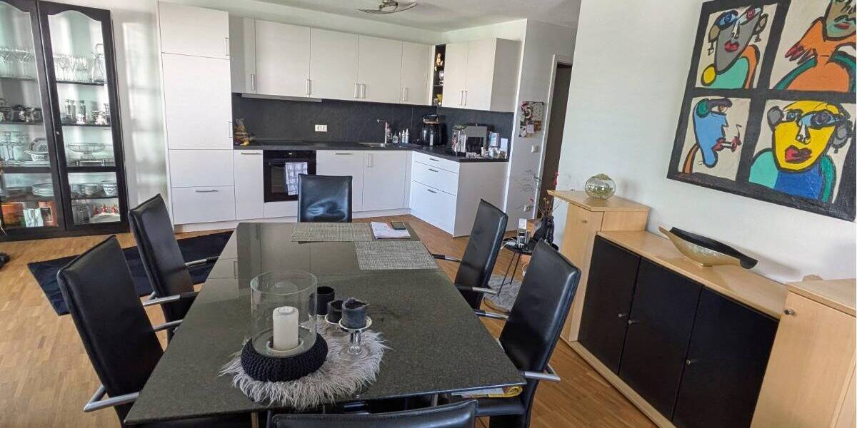 Etagenwohnung Amberg - 3 Zimmer, 93 m&sup2;, 1.309&euro; | Angebot:26763350