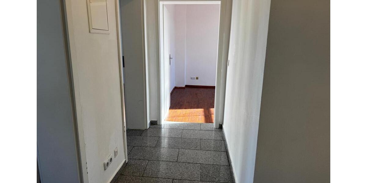 Etagenwohnung Bebra - 3 Zimmer, 88 m&sup2;, 650&euro; | Angebot:26662450