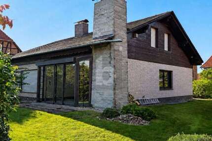 Haus Harsum - 7 Zimmer, 230 m&sup2;, 1.690&euro; | Angebot:26610886