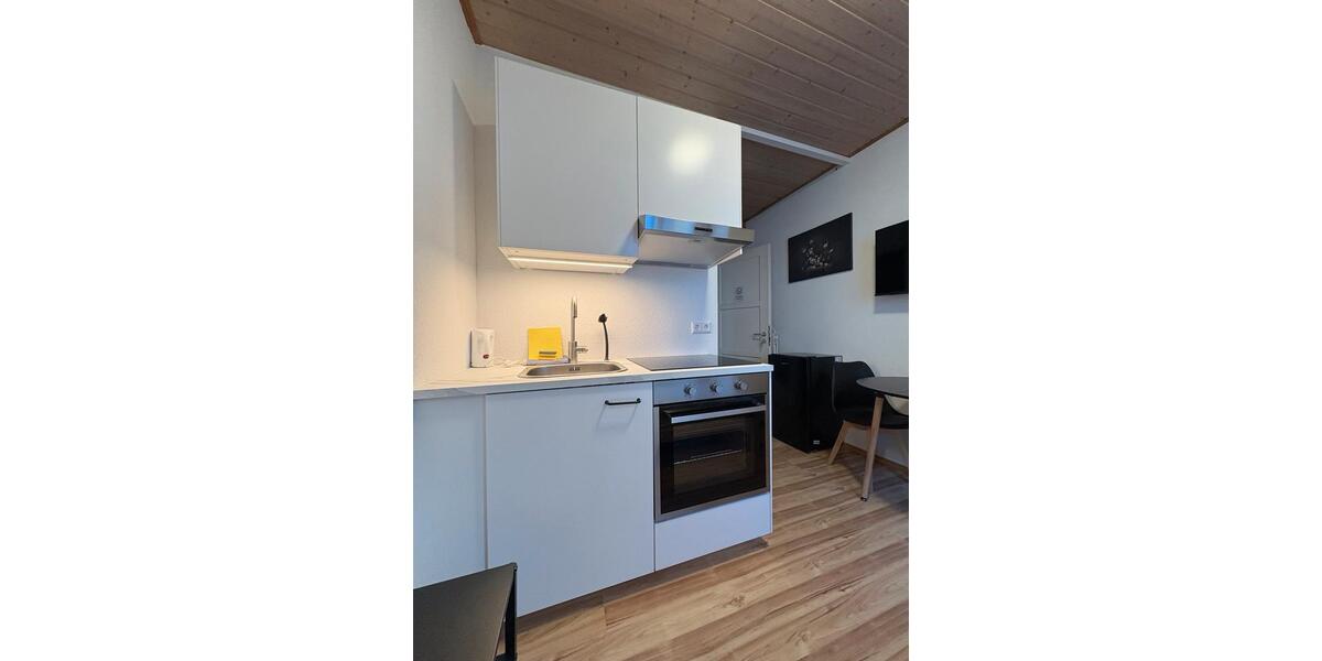 Wohnen auf Zeit Sindelfingen Darmsheim - 20 Zimmer, 400 m&sup2;, 25&euro; | Angebot:19911746