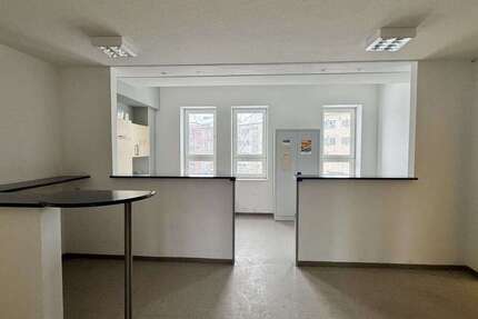 Gewerbeobjekt Kiel Südfriedhof - 3.100&euro; | Angebot:24709862