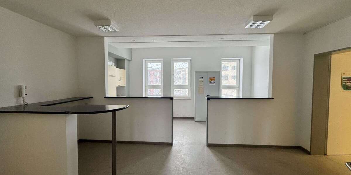 Gewerbeobjekt Kiel Südfriedhof - 3.100&euro; | Angebot:24709862