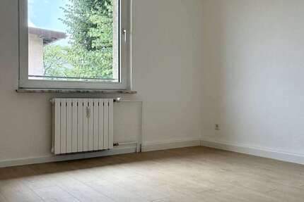 Wohnung Duisburg Untermeiderich - 2 Zimmer, 33 m&sup2;, 340&euro; | Angebot:27201025
