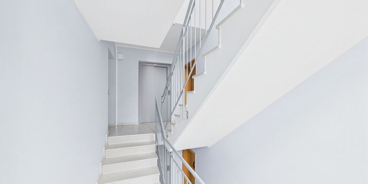 WNG 1. OG - Trier-City FREI ab 01.03.2026 500 EUR Kaltmiete 1 Zimmer - 35 m² Einbauküche Stellplatz Aufzug - Etagenwohnung Trier | Angebot:25136749