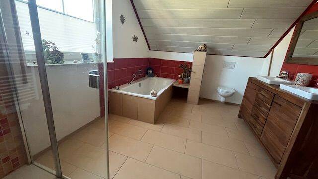 Einfamilienhaus Rositz - 6 Zimmer, 139 m&sup2;, 1.050&euro; | Angebot:26155049