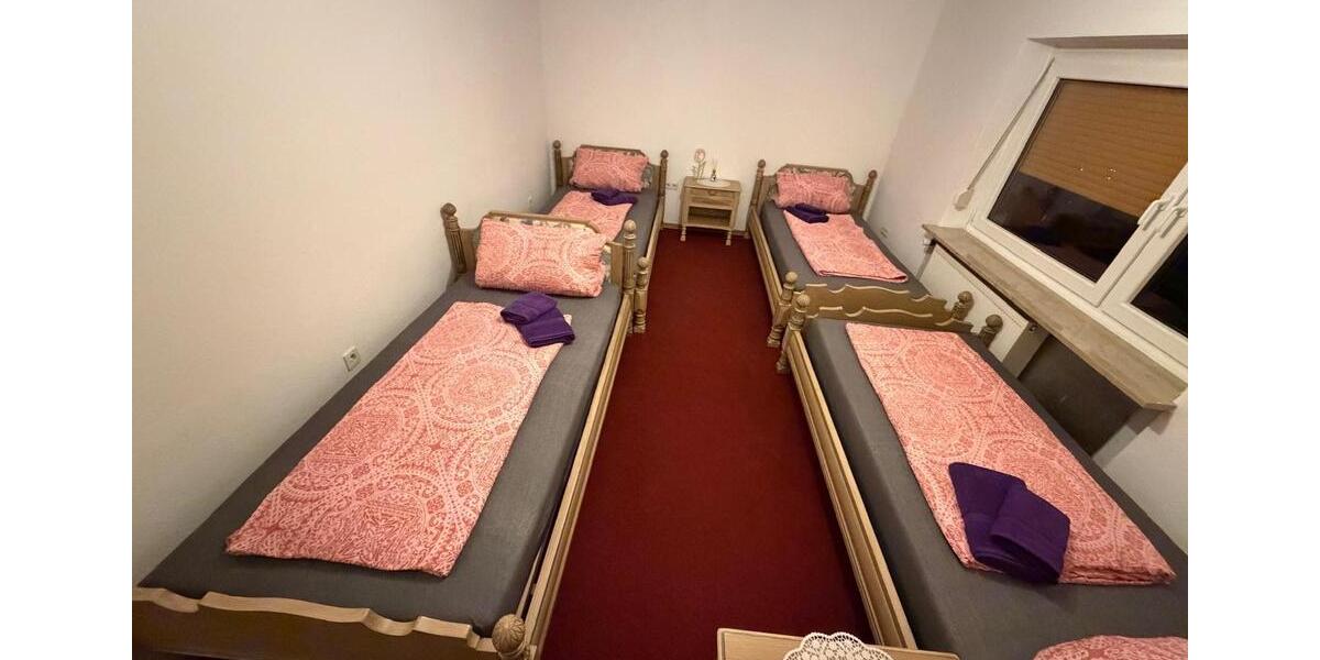 Wohnen auf Zeit Holzkirchen - 4 Zimmer, 170 m&sup2;, 500&euro; | Angebot:24872767