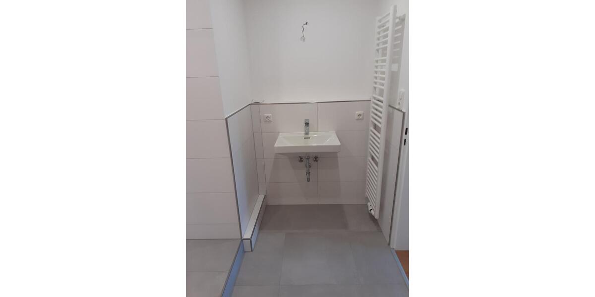 Etagenwohnung Königswinter - 2 Zimmer, 74 m&sup2;, 1.050&euro; | Angebot:26028931