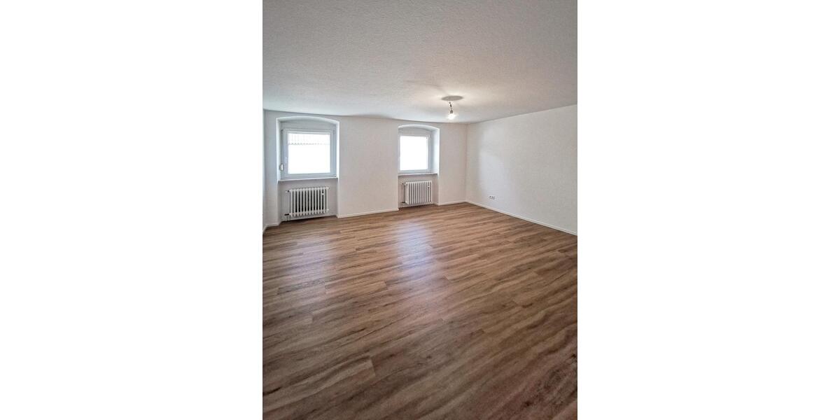 Dachgeschoßwohnung Hartheim am Rhein - 3 Zimmer, 88 m&sup2;, 1.056&euro; | Angebot:25718984