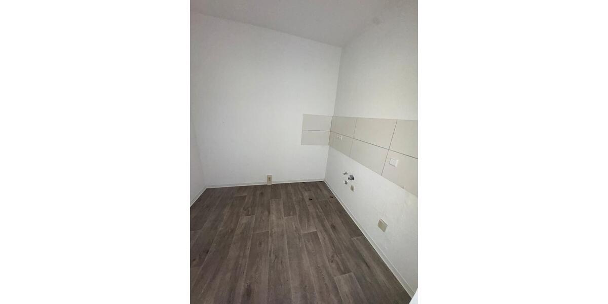 Etagenwohnung Magdeburg Großer Silberberg - 3 Zimmer, 60 m&sup2;, 410&euro; | Angebot:26038694