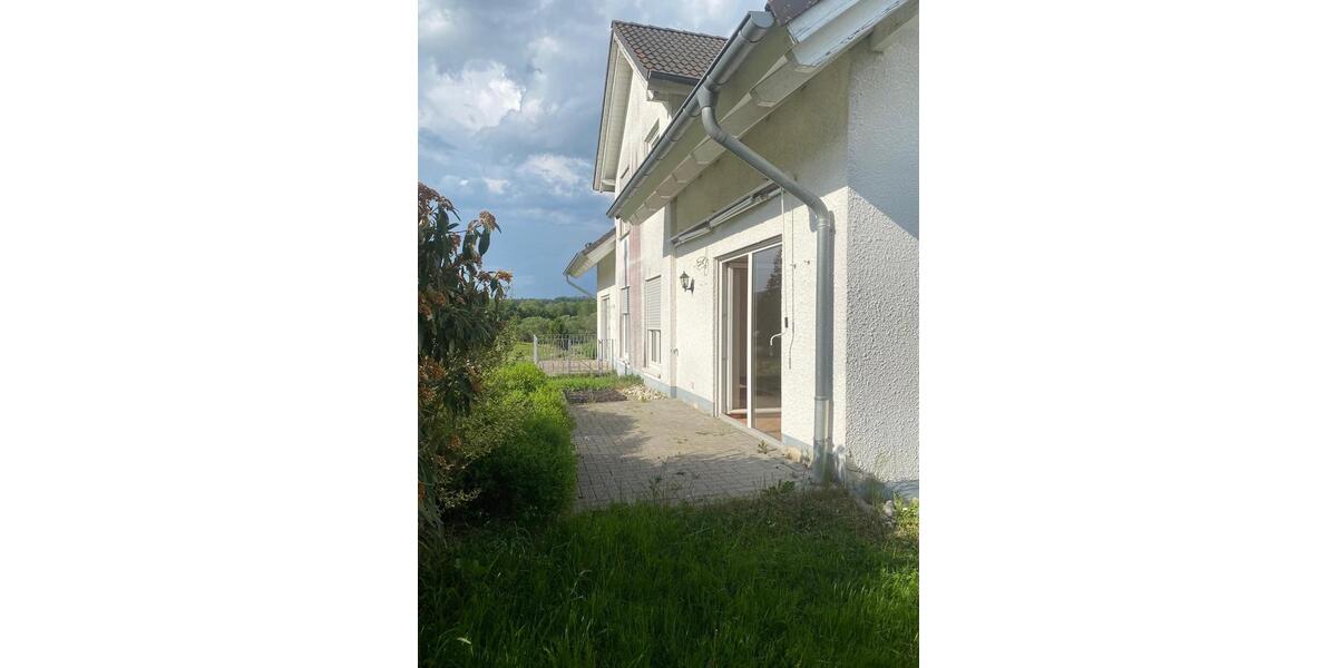 Einfamilienhaus Reinsfeld - 6 Zimmer, 110 m&sup2;, 950&euro; | Angebot:24788267