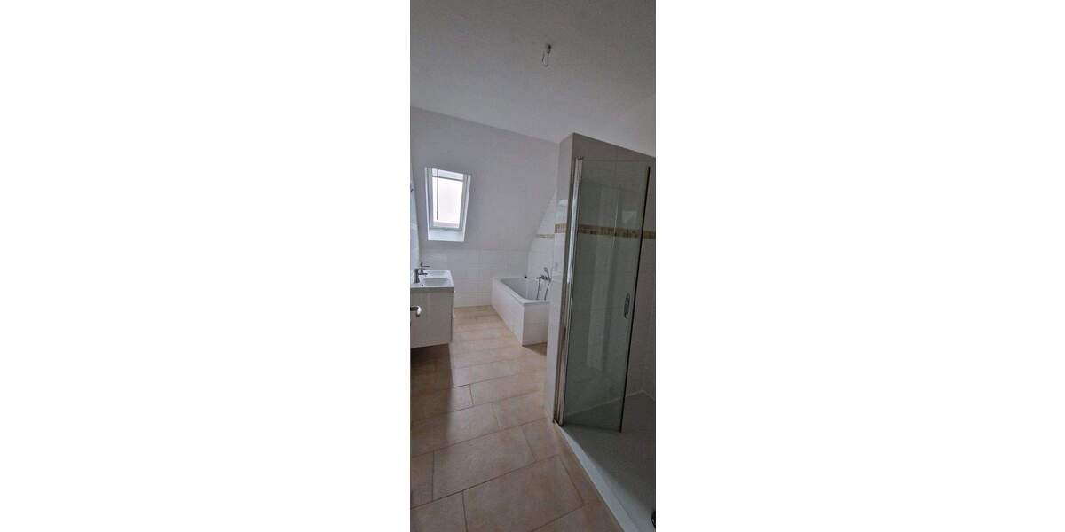 Etagenwohnung Quedlinburg - 3 Zimmer, 85 m&sup2;, 850&euro; | Angebot:25722738