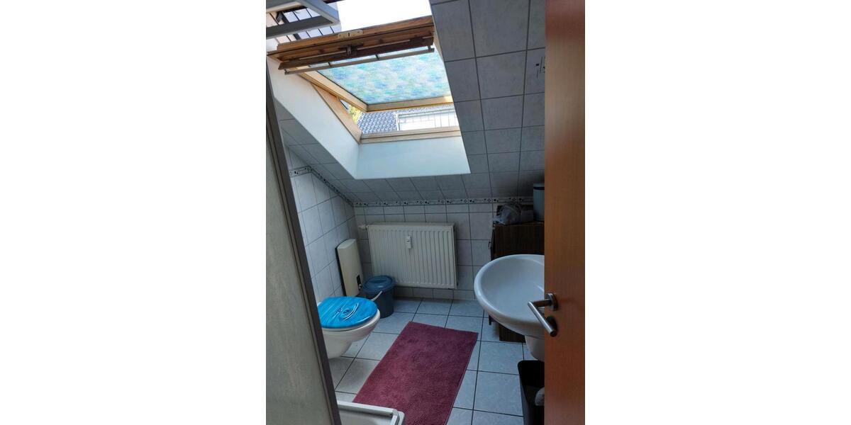 Dachgeschoßwohnung Alsdorf - 3 Zimmer, 88 m&sup2;, 920&euro; | Angebot:26675460