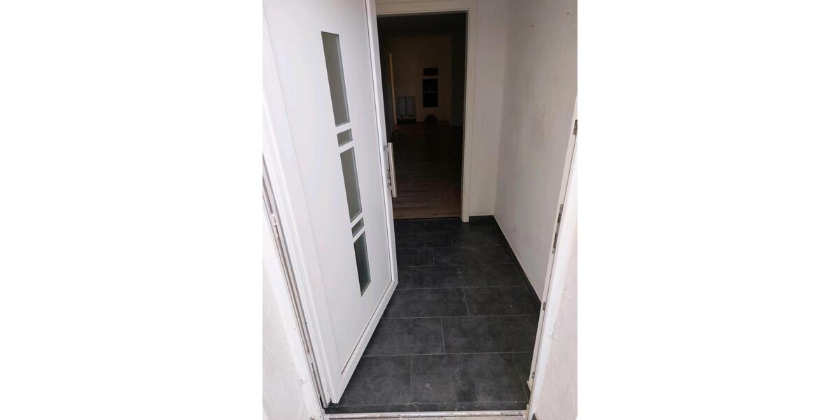 Etagenwohnung Plößberg - 3 Zimmer, 75 m&sup2;, 550&euro; | Angebot:26380385