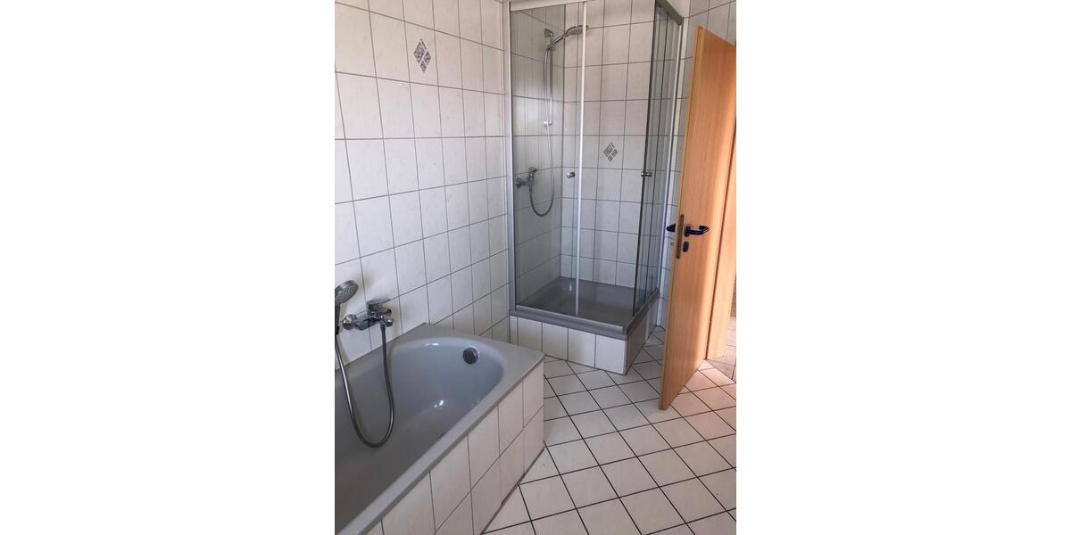 Etagenwohnung Kirchberg (Hunsrück) - 3 Zimmer, 78 m&sup2;, 655&euro; | Angebot:26236208