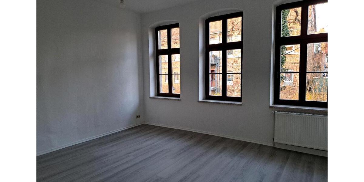 Etagenwohnung Aschersleben - 2 Zimmer, 80 m&sup2;, 420&euro; | Angebot:24126380