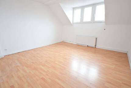 Wohnung Gelsenkirchen Ückendorf - 4 Zimmer, 120 m&sup2;, 700&euro; | Angebot:24834251