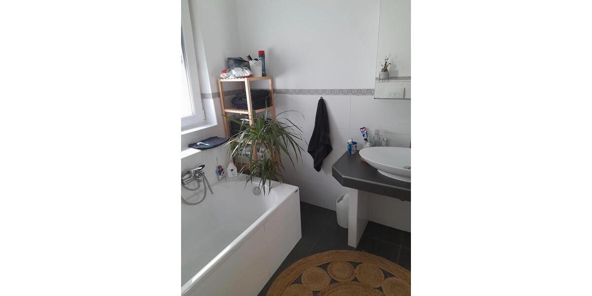Erdgeschoßwohnung Wiehl - 3 Zimmer, 80 m&sup2;, 980&euro; | Angebot:26684539