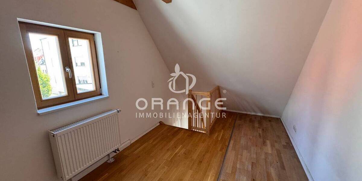 Zimmer Regensburg Innenstadt - 4 Zimmer, 99 m&sup2;, 1.700&euro; | Angebot:25968792