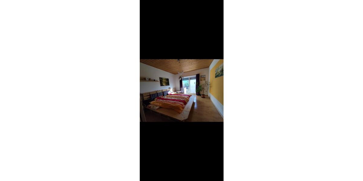 Etagenwohnung Hengersberg - 4 Zimmer, 125 m&sup2;, 850&euro; | Angebot:26384522