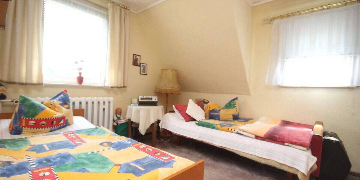 Einfamilienhaus Greiz - 5 Zimmer, 90 m&sup2;, 750&euro; | Angebot:26741962