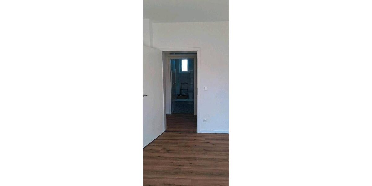 Etagenwohnung Wesel - 2 Zimmer, 86 m&sup2;, 1.100&euro; | Angebot:26322737