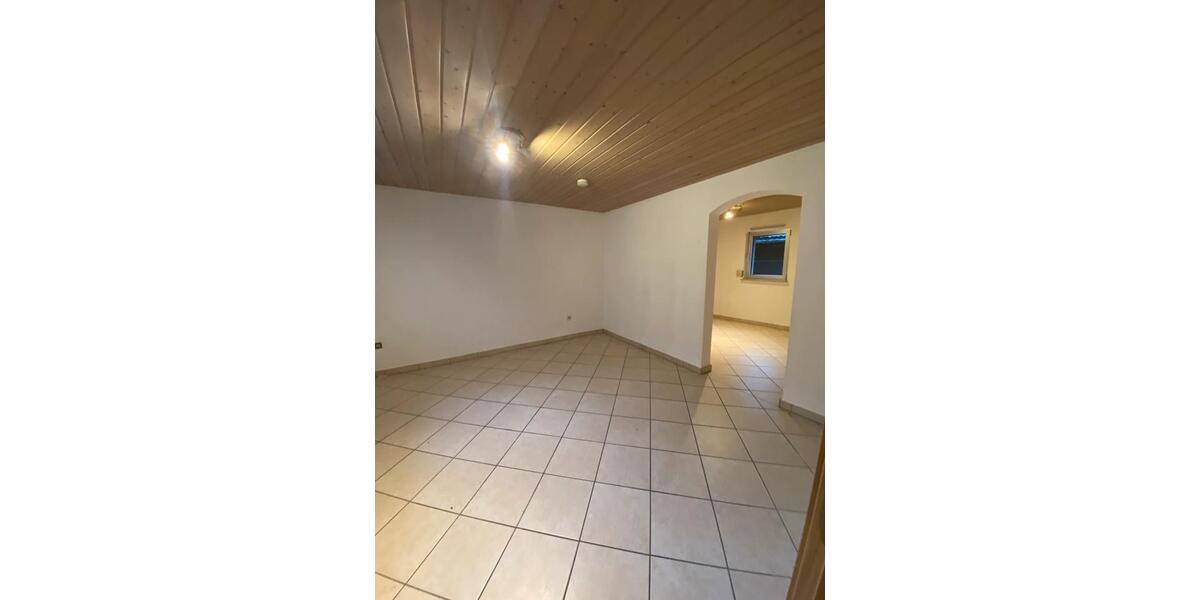 Kleines Einfamilienhaus als 3 ZKB mit Abstellraum und Keller 3 zimmer