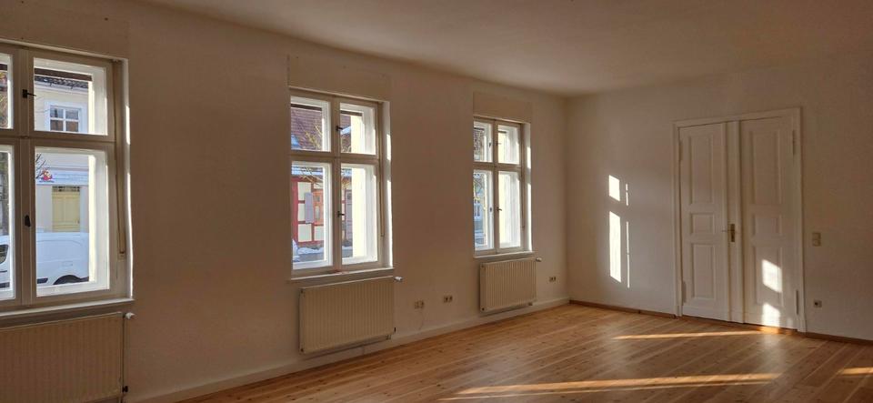 Maisonettenwohnung Kyritz - 5 Zimmer, 194 m&sup2;, 1.300&euro; | Angebot:26082938