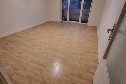 Wohnung Duisburg Duisburg-Mitte - 3 Zimmer, 75 m&sup2;, 777&euro; | Angebot:24847207