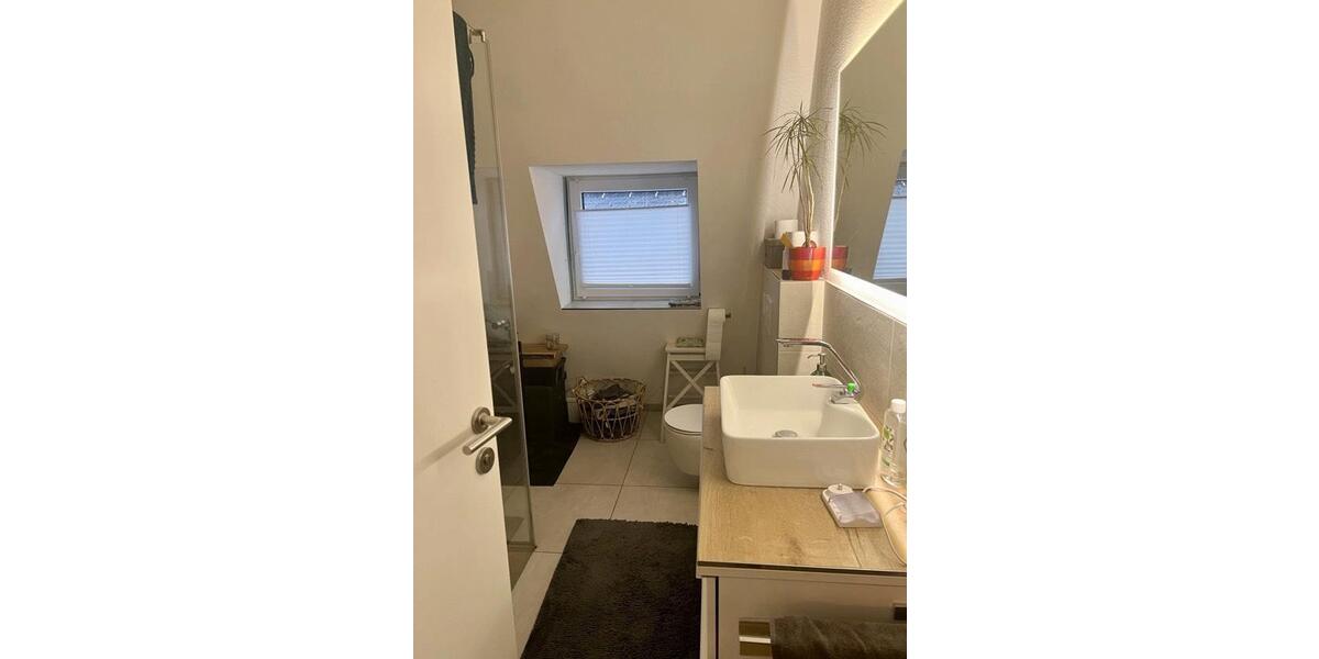 Etagenwohnung Saaldorf-Surheim Surheim - 2 Zimmer, 59 m&sup2;, 980&euro; | Angebot:26582327