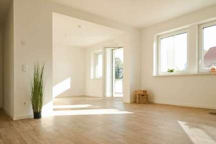 Wohnung zum Mieten in Zwickau 892,50 € 105 m² 4 zimmer