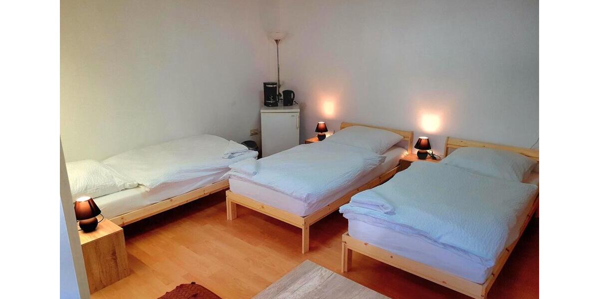 +++ Monteurszimmer Monteursunterkunft bis 7 Personen +++ Fitters rooms in Moers for 7 People+++ 3 zimmer