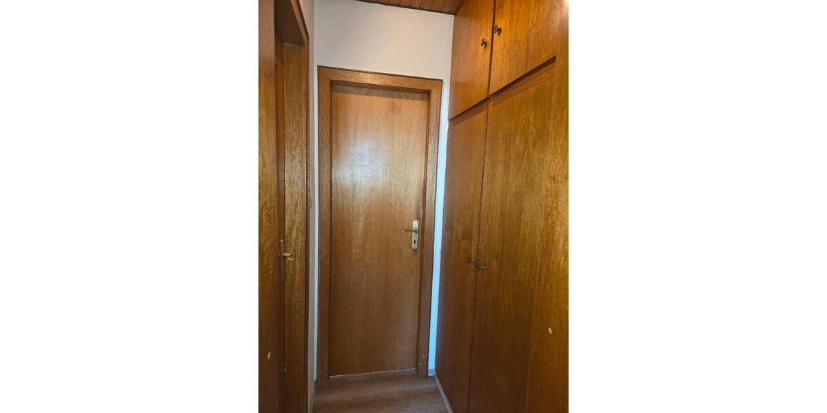 Dachgeschoßwohnung Andernach - 1 Zimmer, 38 m&sup2;, 305&euro; | Angebot:26635606