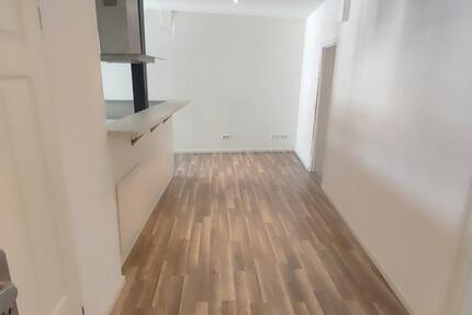freundliche helle 2-Zimmerwohnung mit Balkon und Einbauküche 2 zimmer