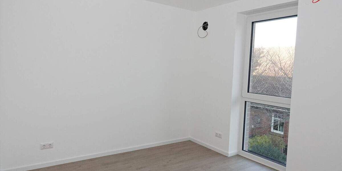 Etagenwohnung Esens - 3 Zimmer, 92 m&sup2;, 990&euro; | Angebot:24808017