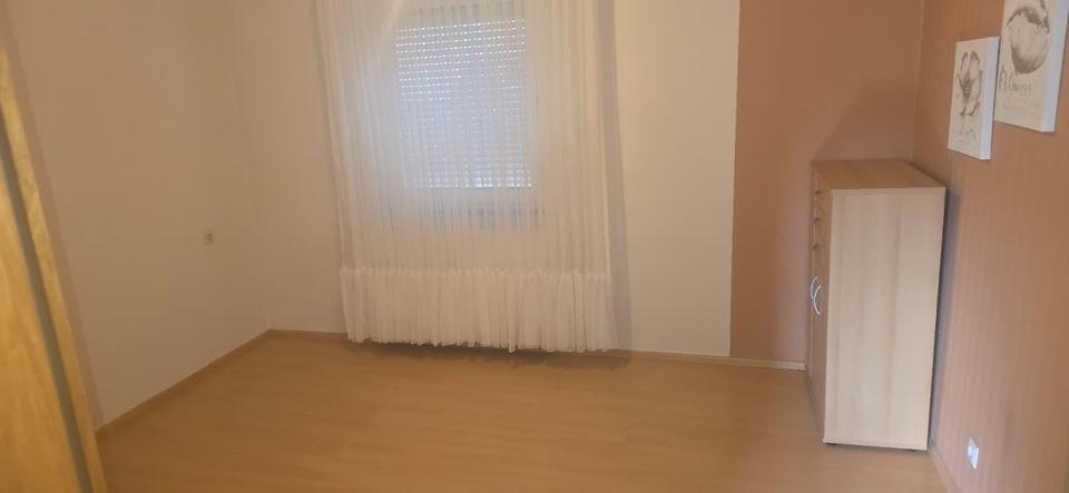 Etagenwohnung Dautphetal - 3 Zimmer, 98 m&sup2;, 1.100&euro; | Angebot:26049641