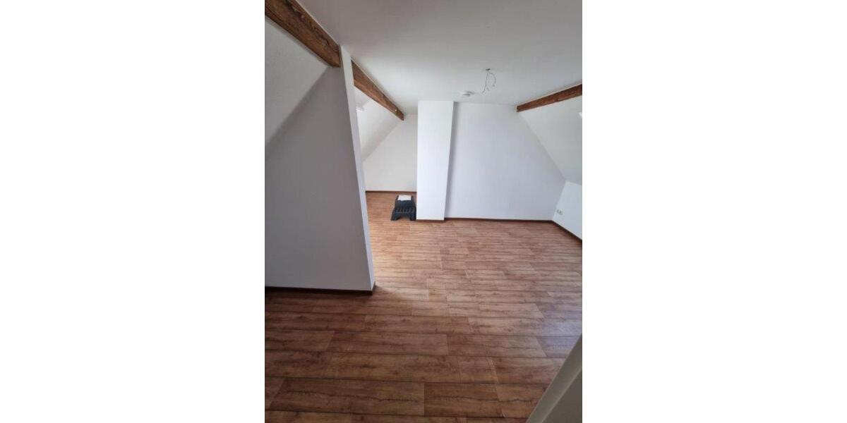 Maisonettenwohnung Gröditz - 3 Zimmer, 69 m&sup2;, 395&euro; | Angebot:25790192