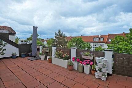 Wohnung Unterhaching - 4 Zimmer, 158 m&sup2;, 2.850&euro; | Angebot:26714360